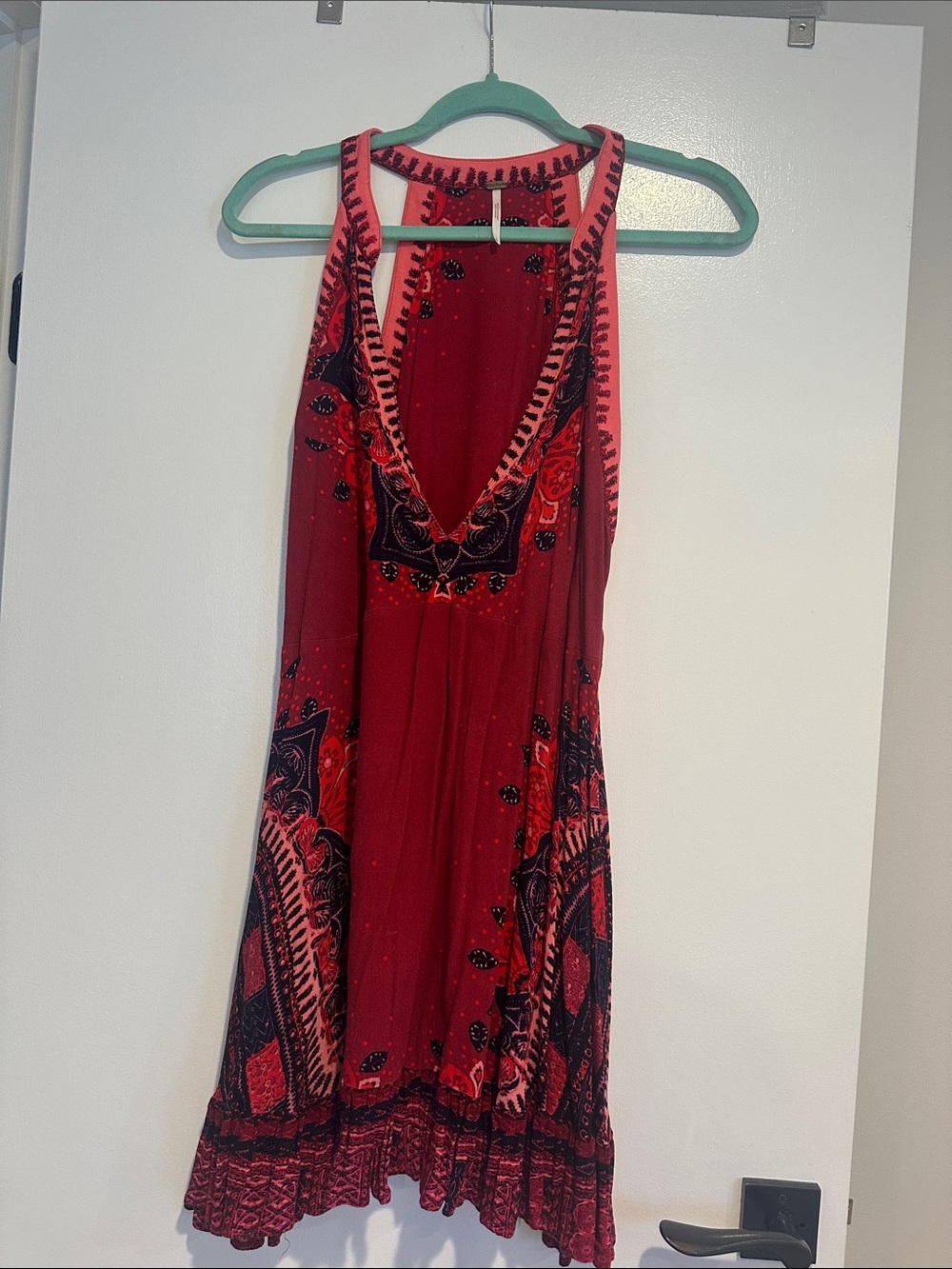 Red Sleeveless V-Neck Printed Women’s Dress